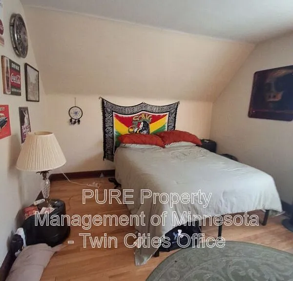 894 21st Ave SE — Photo 8