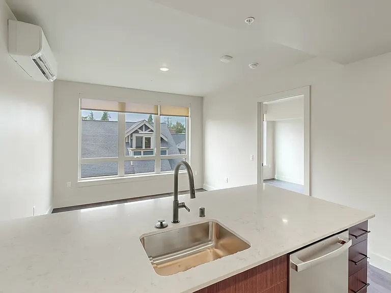 Capitol Hilltop Apartments — Photo 49