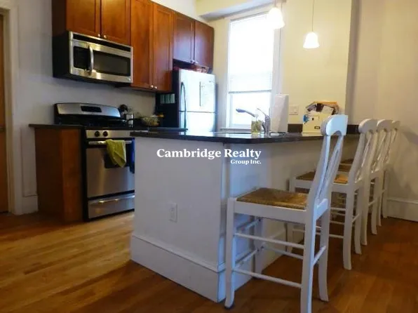38 Newton St, Brighton, MA