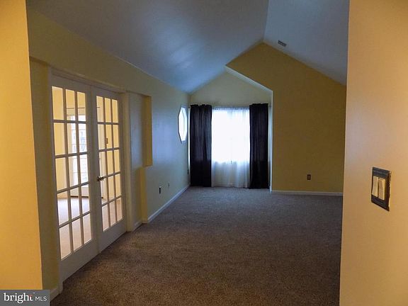 4th image of 169 Lindfield Cir