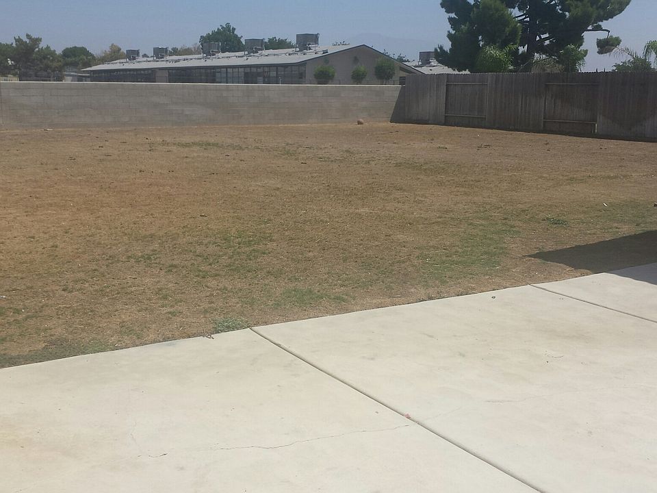 2nd image of 651 Voorhies Ln
