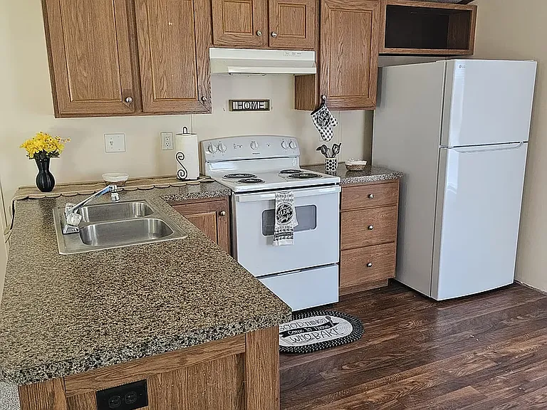 Dogwood MHP — Photo 1