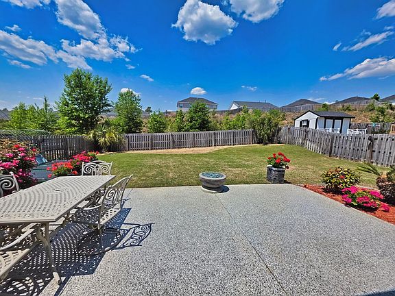 2nd image of 593 Raleigh Dr