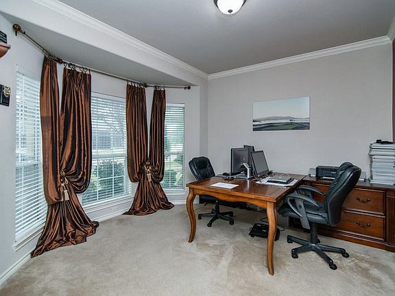 5th image of 5114 Haddonstone Dr
