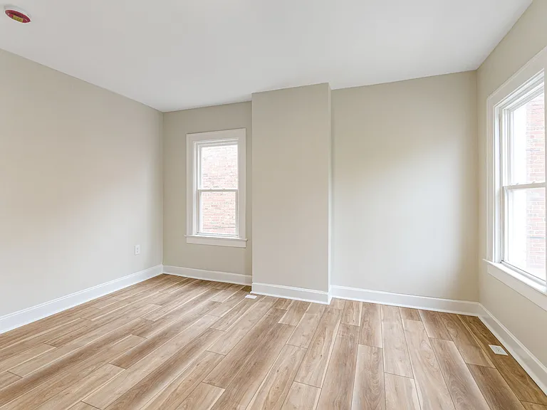 22-32 W Hudson St #22 — Photo 9