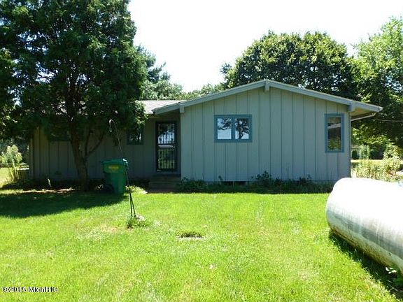 3rd image of 33496 Frantz Dr