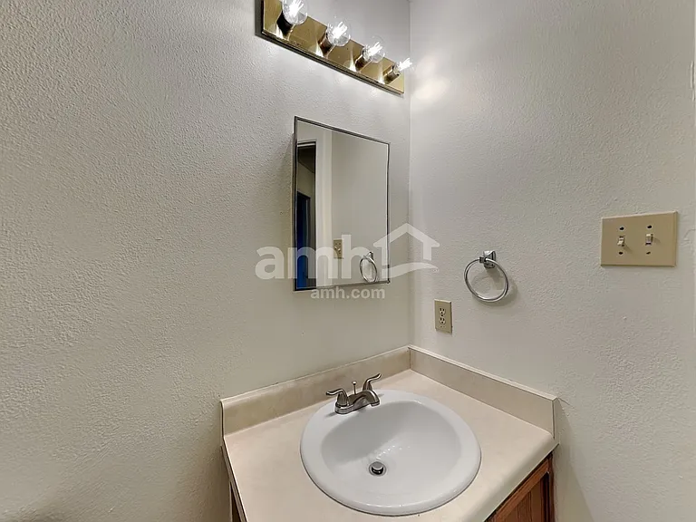 4531 Sherwood Way — Photo 15