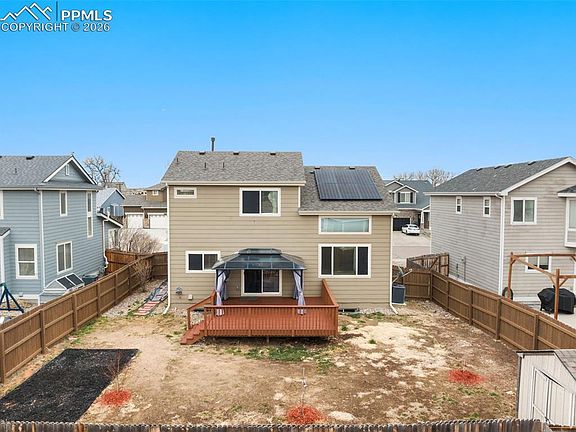 4th image of 465 Winebrook Way