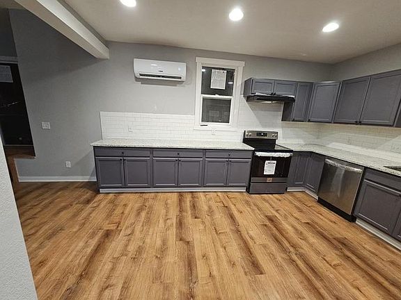 3rd image of 524 S 6th St