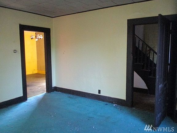 4th image of 1525 Lincoln St