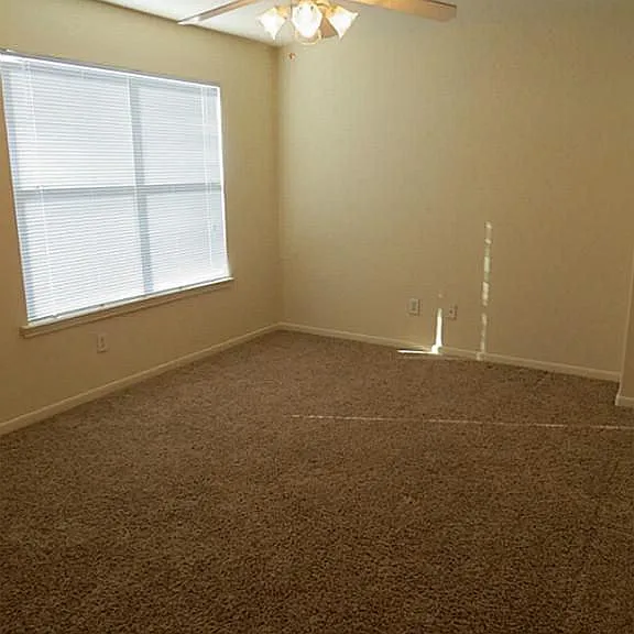 20518 Ranch Mill Ln — Photo 4