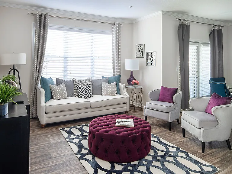 Manchester Place Apartments — Photo 6