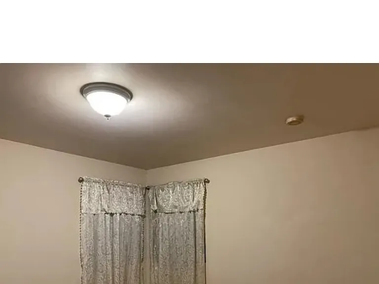 2111 Howard St #2S — Photo 7