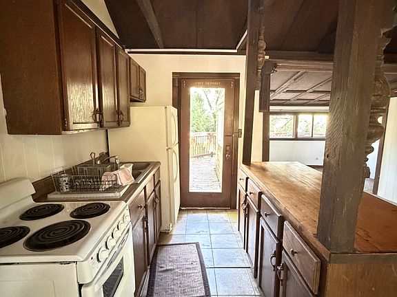 3rd image of 10521 Graton Rd