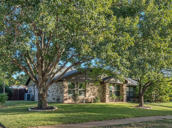 Home for Sale in Garland TX