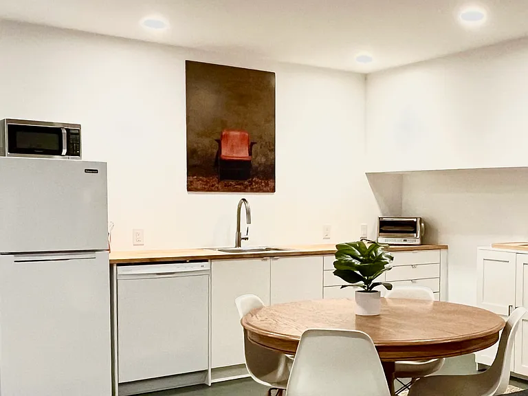 1633 S Logan St #3 — Photo 9