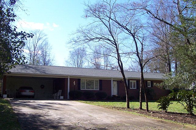 1st image of 229 Fairway Ln