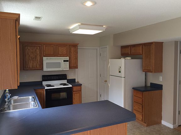 4th image of 815 Boulder Dr