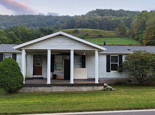 317 Flaggy Meadow Rd, Mannington, WV 26582