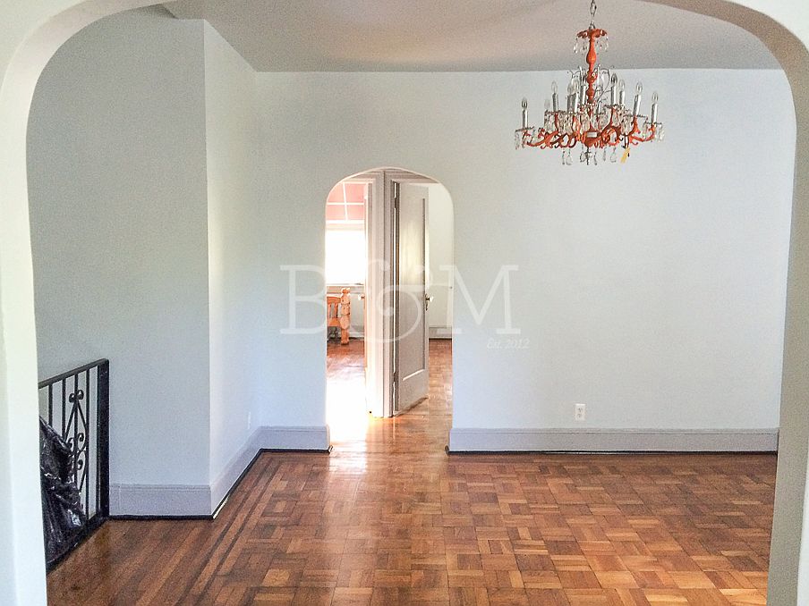 1st image of 168 Johnson Ave #1