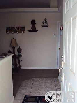 Tiled entry way.