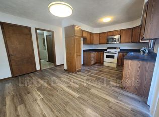 1710 Eastridge Ave, Seward, NE 68434