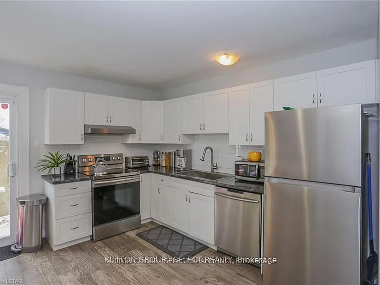 70 Fiddlers Green Rd #22 — Photo 13