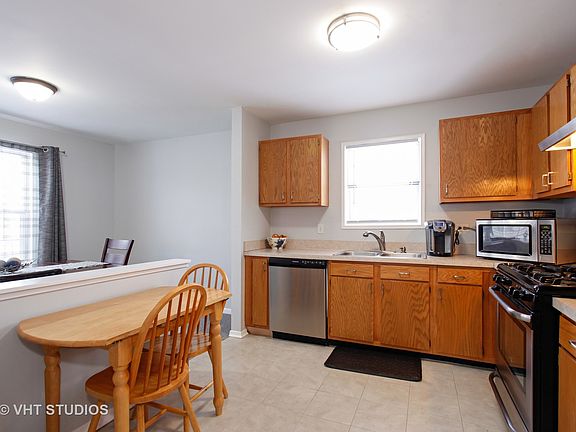 4th image of 427 Navajo Ct