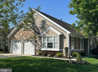 29 Autumn Ln, Sewell, NJ 08080