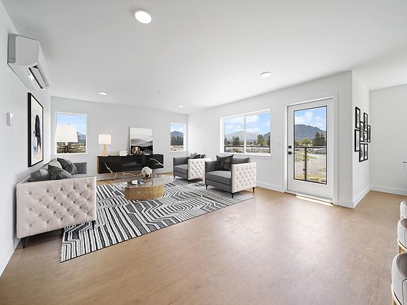 2nd image of 820 Mountain Villa Dr #9fb357b7d