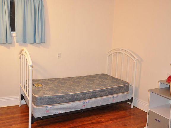 5th image of 153 Englewood Ave