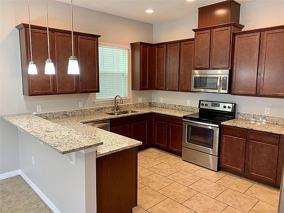 4th image of 9416 Trinana Cir