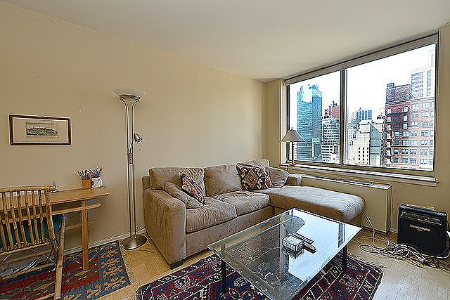 1st image of 232-236 E 47th St #17A