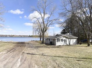 28319 Bay Shore Dr NW, Isanti, MN 55040