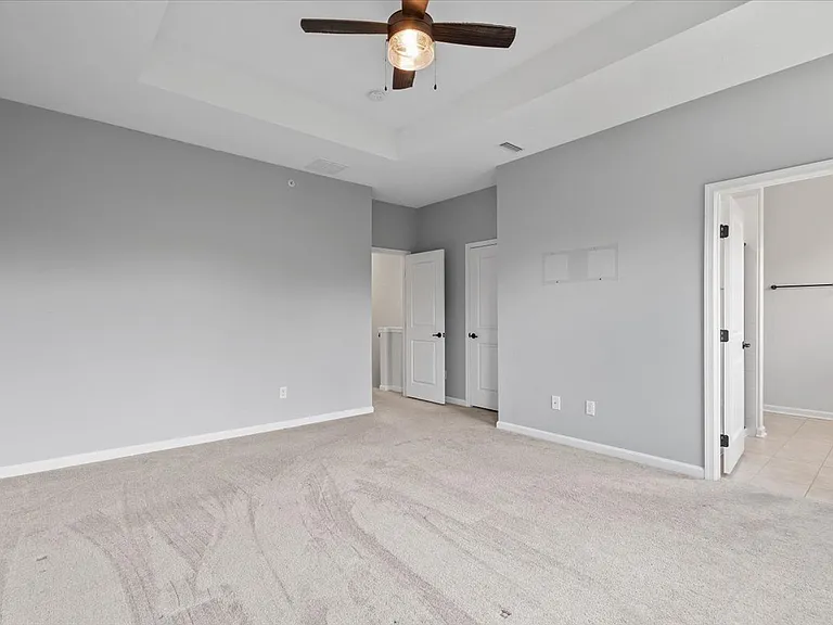 150 Curtis Ct — Photo 8