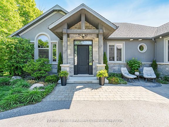 5th image of 142 Mennill Dr