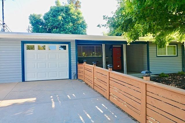 1st image of 1009 Cummins Way