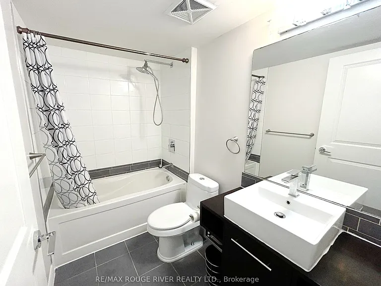25 Town Centre Ct #2811 — Photo 10