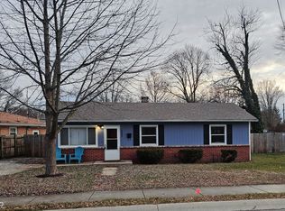 1521 E Buchanan St, Plainfield, IN 46168
