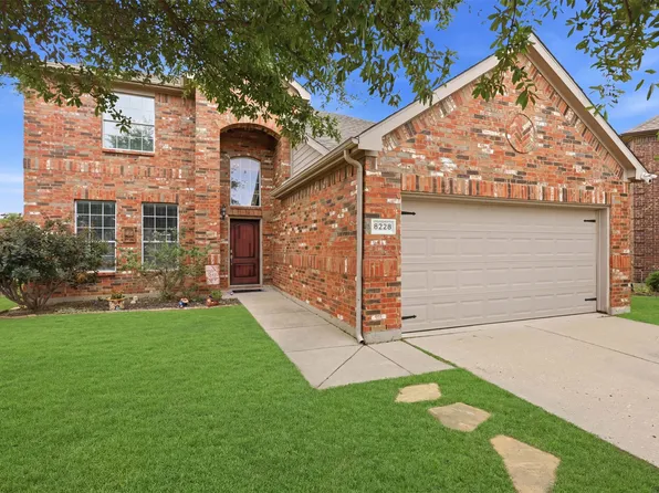 8228 Misty Water Dr, Fort Worth, TX 76131