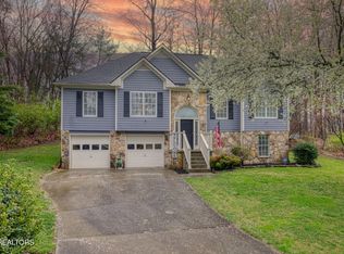 7804 Representative Ln, Knoxville, TN 37931