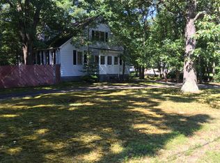 223 Pease Rd, Manalapan, NJ 07726