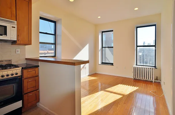 Rented by J Misrahi Realty Corp | media 30
