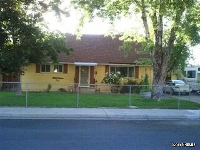 4551 Azalea Dr photo 1