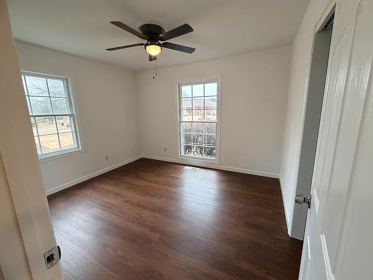 214 Roxie Dr #2250.00 — Photo 7