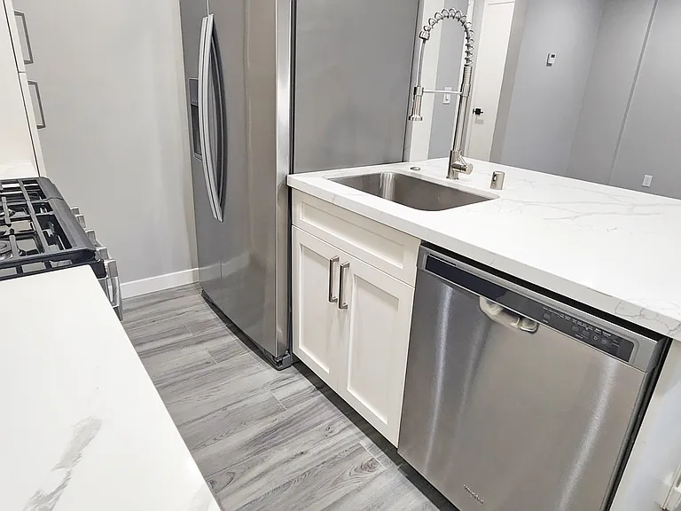 3901 H St #4 — Photo 6