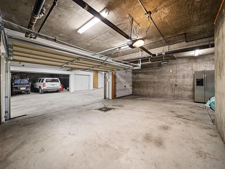 886 Felspar St — Photo 38