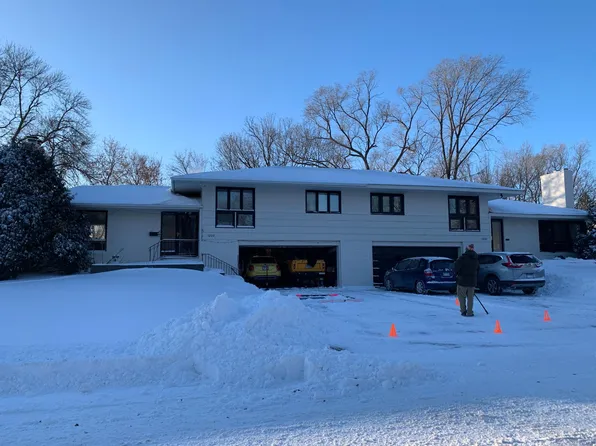 5202 Grandview Ln, Edina, MN 55436