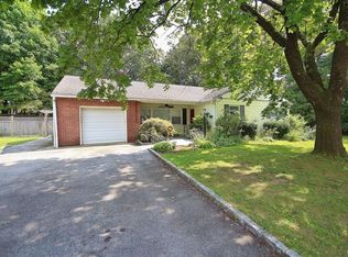 45 Donald Ln, Ossining, NY 10562