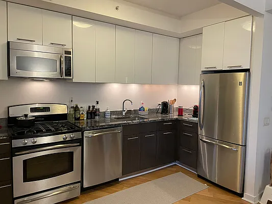 Rented by Compass | media 11